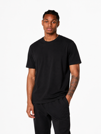 LYXIG T-SHIRT - SVART