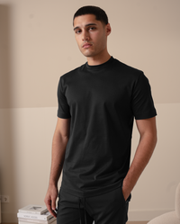 LYXIG T-SHIRT - SVART